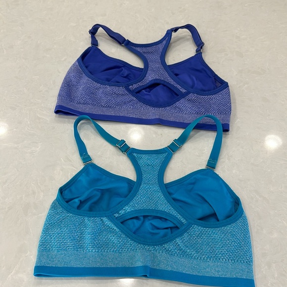 Lot 2 Victoria Secret VSX Sport Bras M/L Workout Gym - Picture 2 of 4